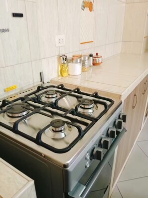 Fridge, microwave, oven, dishwasher - Munay wasi 3 Bedrooms, bathroom and private kitchen (Cusco)