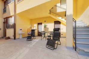 Property grounds - Apartment 'Cà De Qualì' with Lake View, Wi-Fi and Air Conditioning (Costa Volpino)