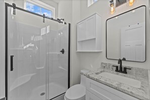 Bathroom - Cozy Coastal Cottage #61 (North Myrtle Beach)