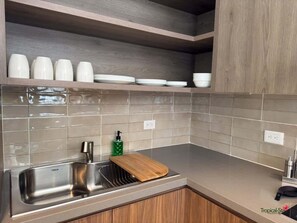 Fridge, microwave, oven, stovetop - New 2 Bedroom Apartment in Aldea Zama Fast Wifi (Tulum)