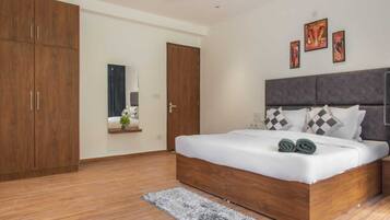 3 bedrooms, WiFi, bed sheets