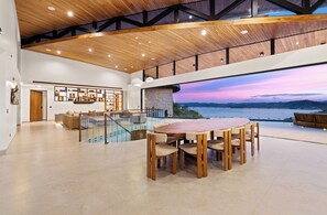 تناول الطعام