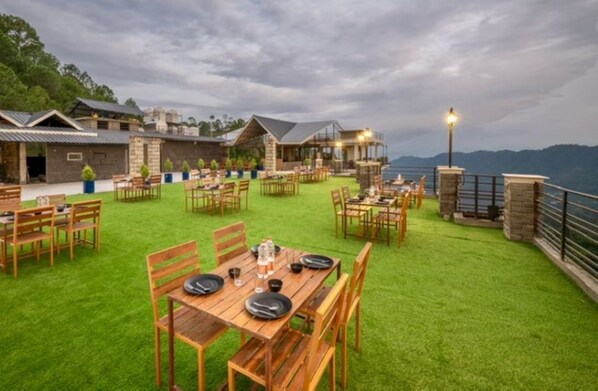 Outdoor dining - 3-bedroom apartment in tranquil Dharampur with cool AC breeze in floor 3 (Dharampur)