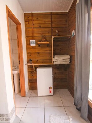 Standard Double or Twin Room | Iron/ironing board, free WiFi