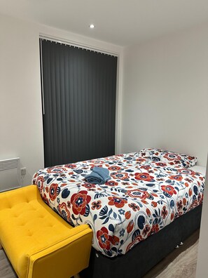 1 camera, Wi-Fi gratuito, lenzuola