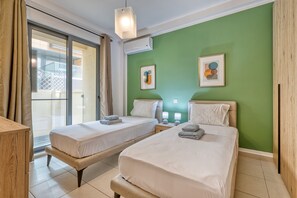 2 bedrooms, iron/ironing board, free WiFi, bed sheets - Spacious 2 bedroom apartment in Spinola Bay CGRE1-1 (St Julian's)