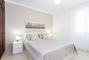 1 bedroom, iron/ironing board, WiFi, bed sheets - Apartment 'Brisa - Armonía Park, Bajamar' with Mountain View, Wi-Fi and Air Conditioning (Bajamar)