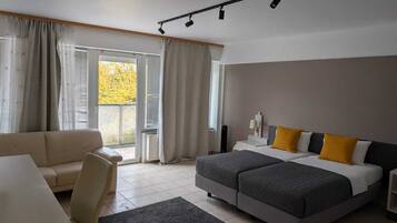 Desk, laptop workspace, free WiFi