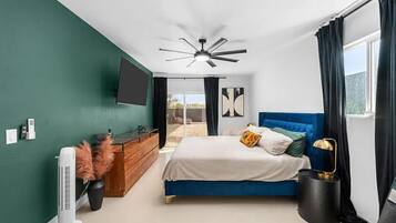 2 室のベッドルーム、アイロン / アイロン台、WiFi、ベッドシーツ