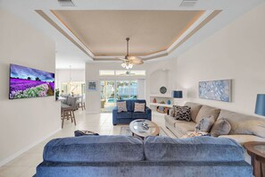 Smart TV, fireplace, table football, ping pong - Modern Palm Coast Pool Home, Game Rooms, Workspace & Near Beach (Palm Coast)