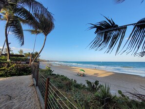 Apartamento | Playa | Ubicación a pie de playa y arena blanca