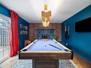 Game room - Lake Escape|Pool Table|Kids Game Room|Wii|Foosball (Avon Lake)