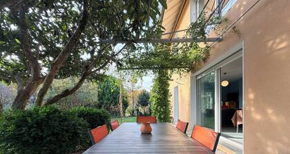 Spacieux T3 rez-de-jardin entre lac et ville