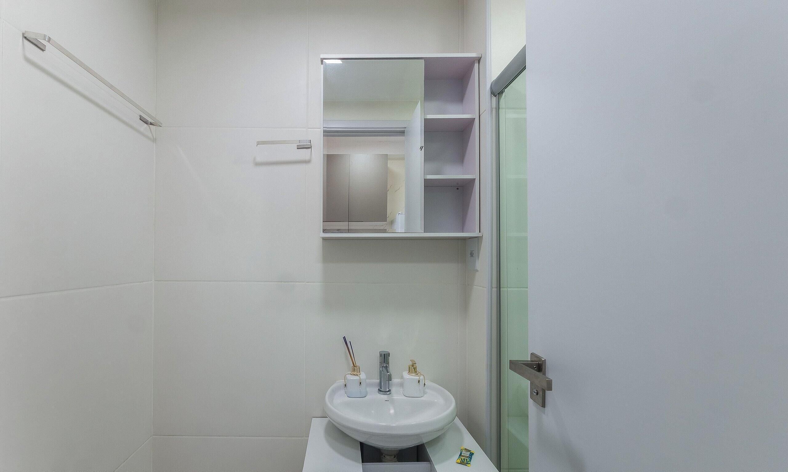 基础公寓 | 浴室 | 淋浴设施