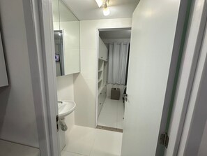 Appartamento Basic | Bagno | Doccia