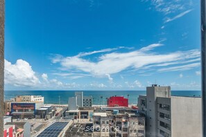 View from property - Fully Equipped Apartments in a Privileged Location, 150m From the Beach in Salvador Sess (Salvador)