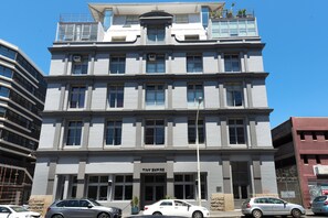 Exterior - Industrial-Chic Apartment | City Centre (Cape Town)