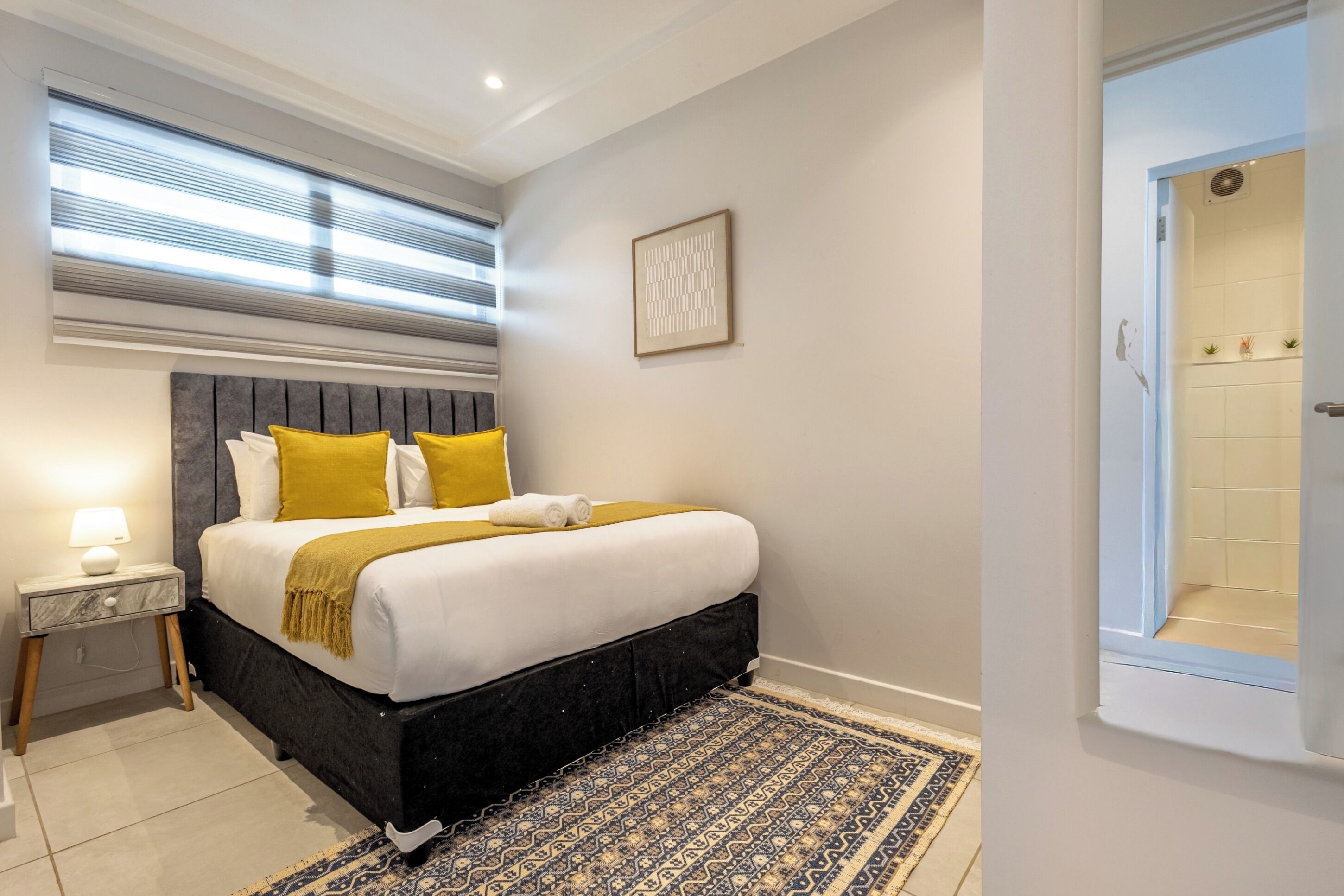 2 bedrooms, iron/ironing board, Internet, bed sheets