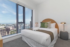 1 bedroom, in-room safe, iron/ironing board, Internet - The Rubik | Breathtaking Views | Rooftop Pool (Cape Town)