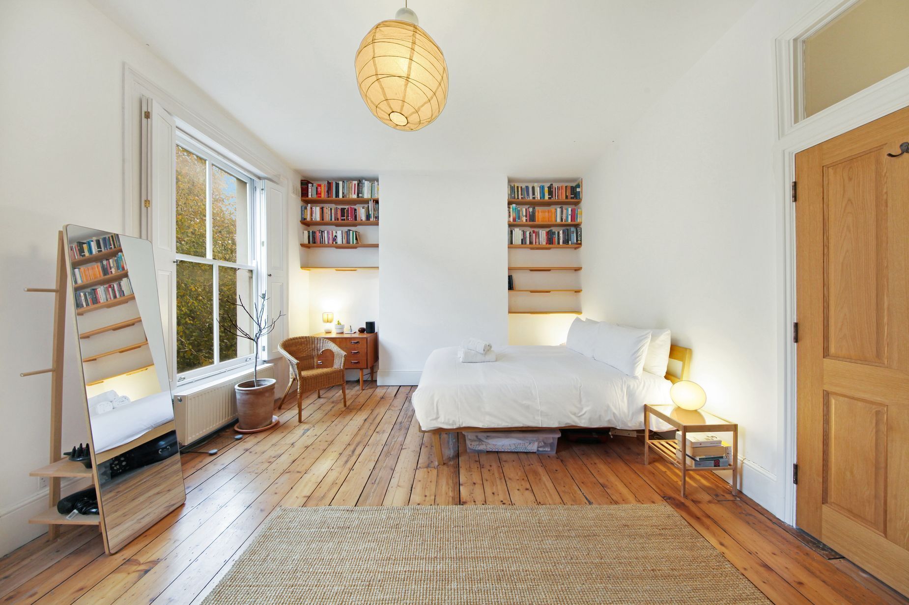 Bügeleisen/Bügelbrett, kostenloses WLAN, Bettwäsche