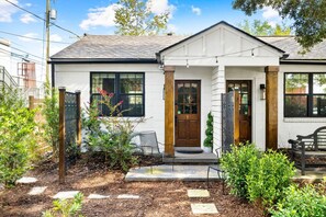 Exterior - Full QuadPlex in heart of Park Circle - Walkable! (North Charleston)