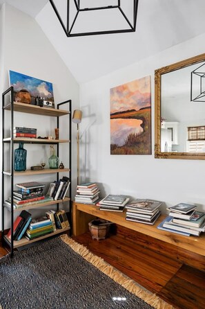 Interior - 4BR/4BA Historic + Modern - 2 Units - Walk to King (Charleston)
