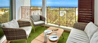 Escale Douce, Sea view and pool in Saint-Denis