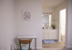 Interior - Pineview Escape – Peaceful Family Retreat in Angier–Close to Campbell University (Angier)