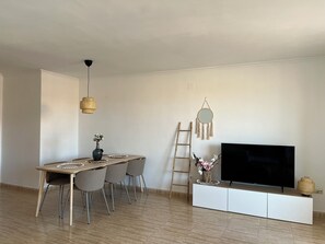 Dining - Golden Beach-5 min walking distance Arenal (Jávea)