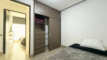 2 chambres, bureau, Wi-Fi, draps fournis