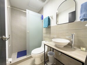 Towels - Dpto cerca de UANL Ternium y metro (Monterrey)