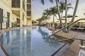 Outdoor pool - Rare Luxurious 3 Bedroom, 3 Bathroom Condo on Marco Island, FL (Marco Island)