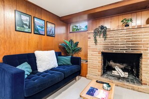 Standard Apartment | Iron/ironing board, free WiFi