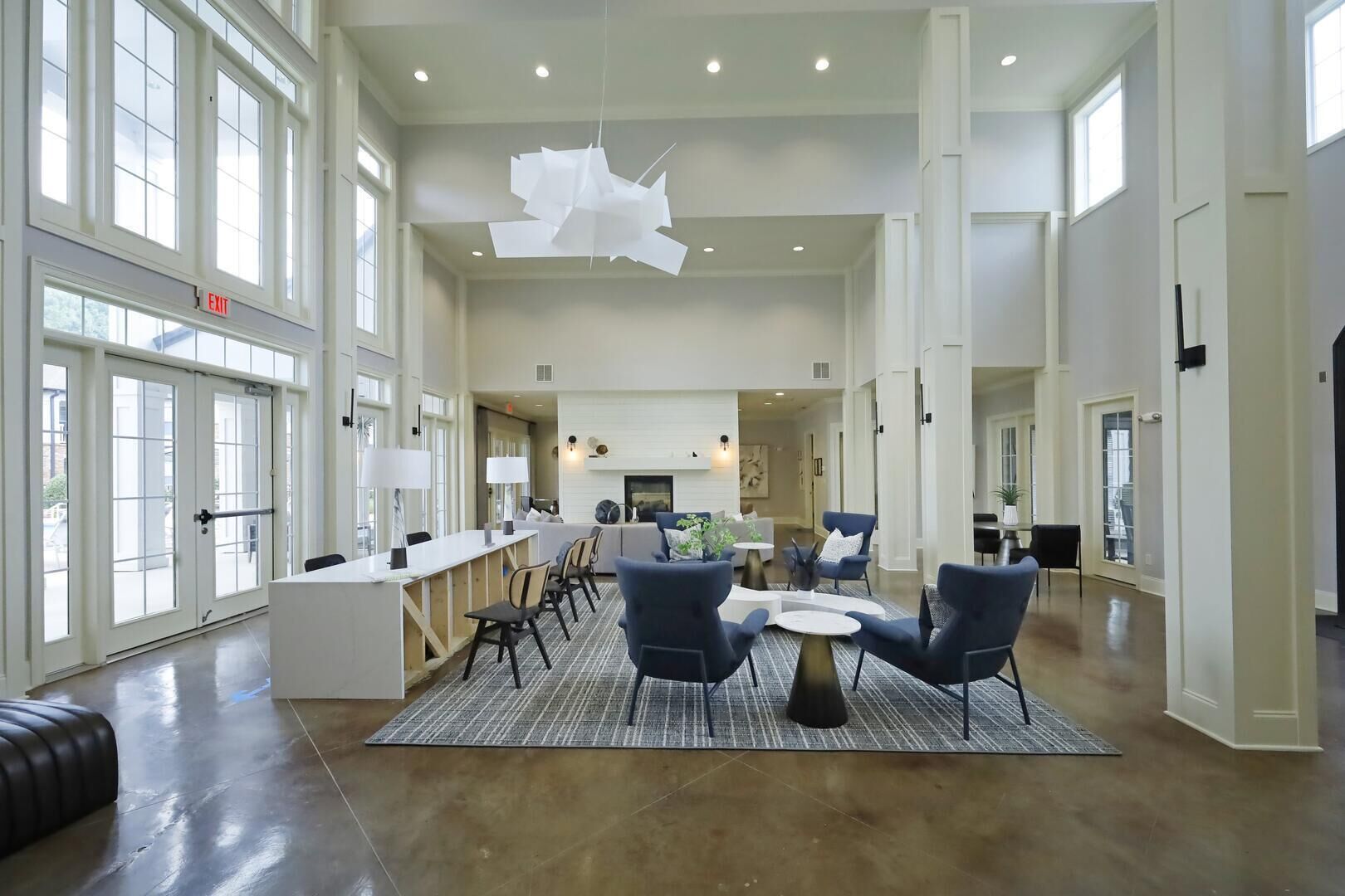 المنشأة من الداخل