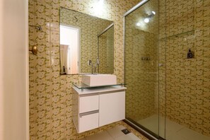 Free toiletries - Classic 4-bedrooms by the Sea A 3484/301 (Rio de Janeiro)