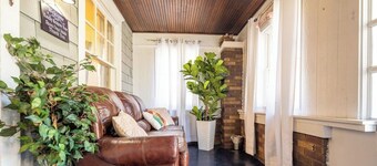 Charming Modern Farmhouse Retreat