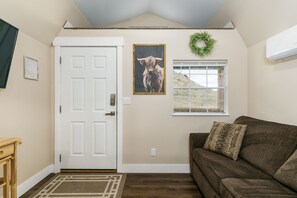 TV - Pocatello Vacation Rental w/ Mountain Views! (Pocatello)