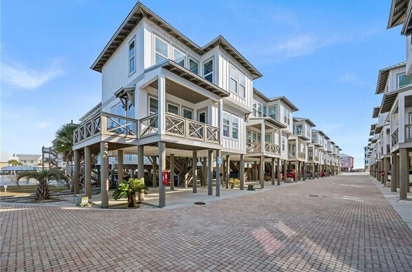 Exterior - Laguna Paradise (Gulf Shores)