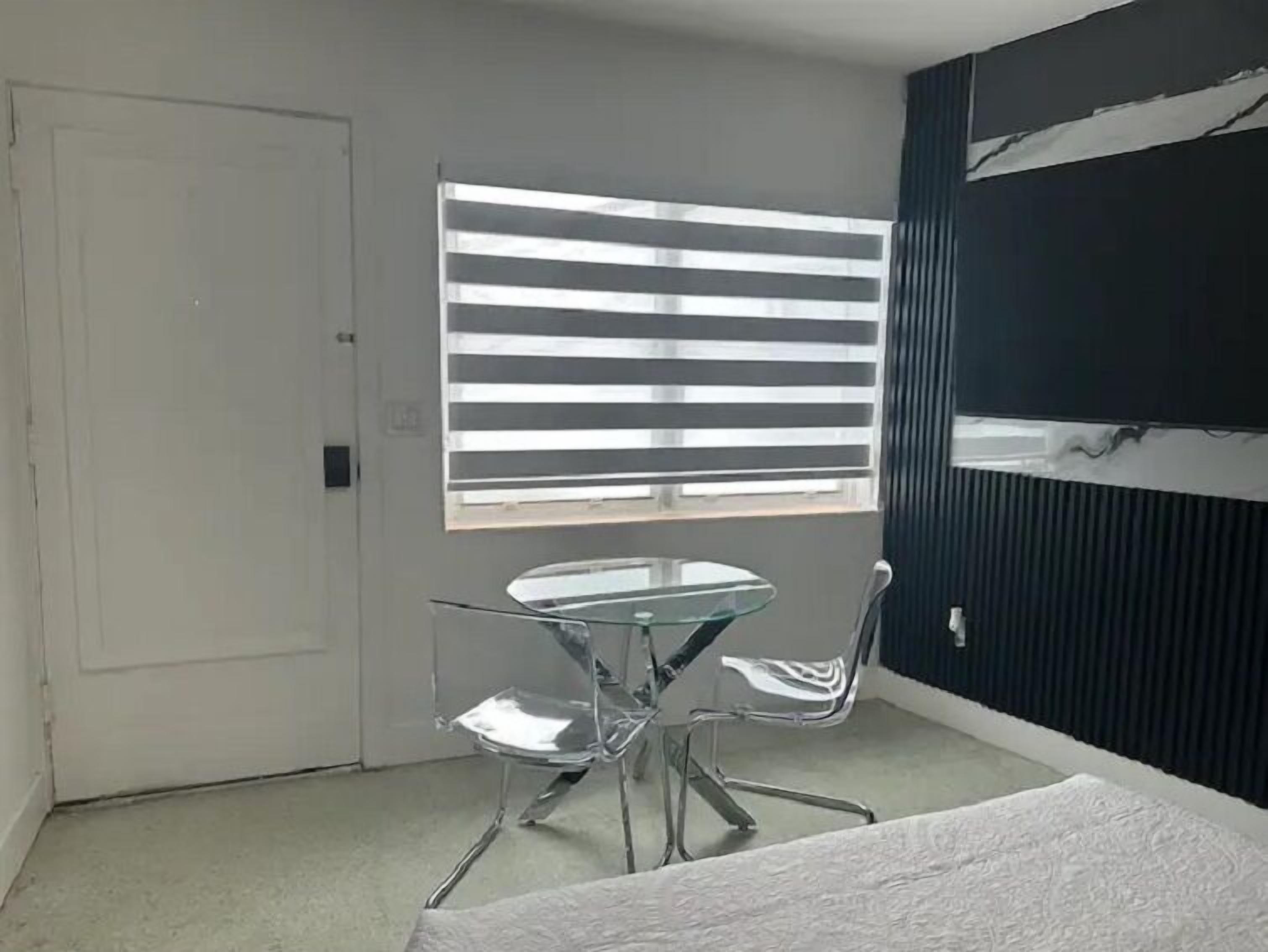 1 bedroom, iron/ironing board, Internet