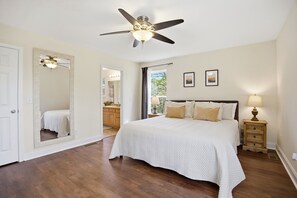 3 bedrooms, desk, iron/ironing board, WiFi - Bryson City Spring Getaway (Bryson City)