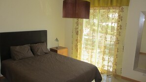 Apartment, 2 Bedrooms, Balcony, Pool View - Elegant Encosta Orada 2 Bedroom Albufeira Apartment With Pool View Sleeps 5 (Albufeira)