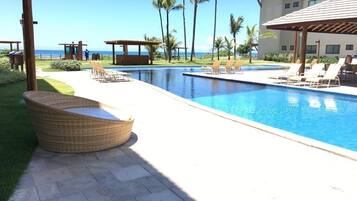 Apartment | Pool | 2 outdoor pools