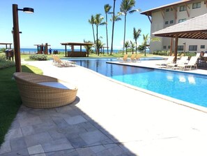 Apartment | Pool | 2 outdoor pools - La Fleur Polinésia Residence & Resort (Ipojuca)