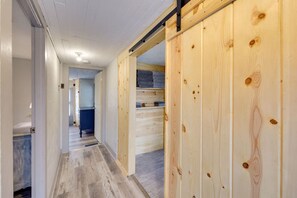 Interior - Near Hiking Trails: Central Emporium Home (Emporium)