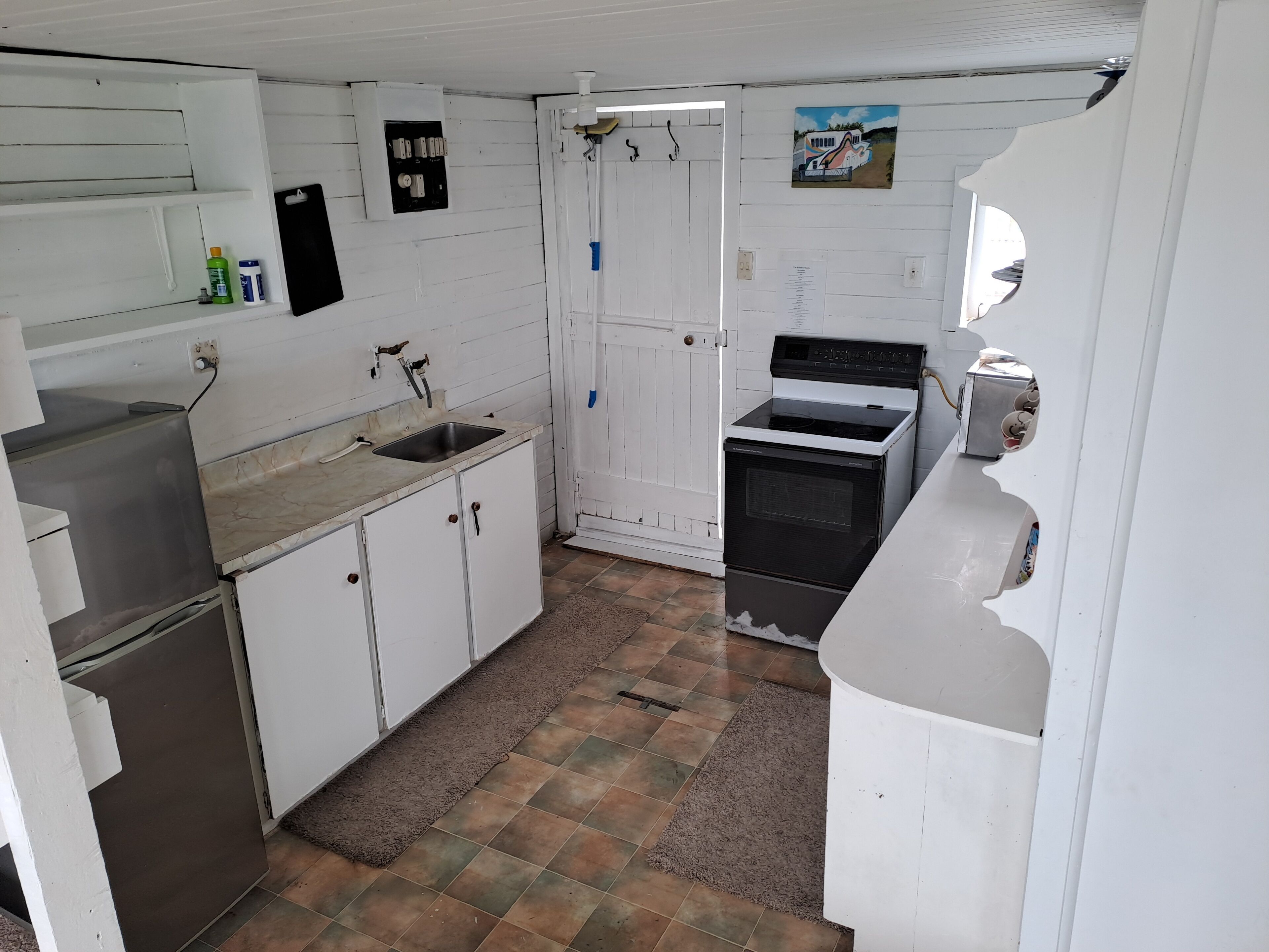 Micro-ondes, four, plaque de cuisson, grille-pain