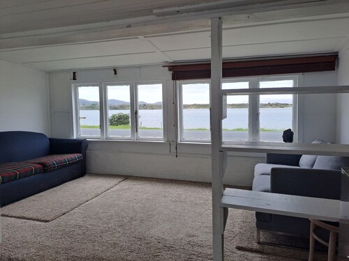 Rainbow Bach  - Genuine Kiwi Bach – Waterfront Views Over Ngunguru Estuary!