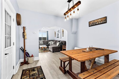 Northwoods Themed 3 bedroom 7 Guests