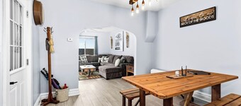 Northwoods Themed 3 bedroom 7 Guests