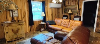 WR's Saw Creek Cabin