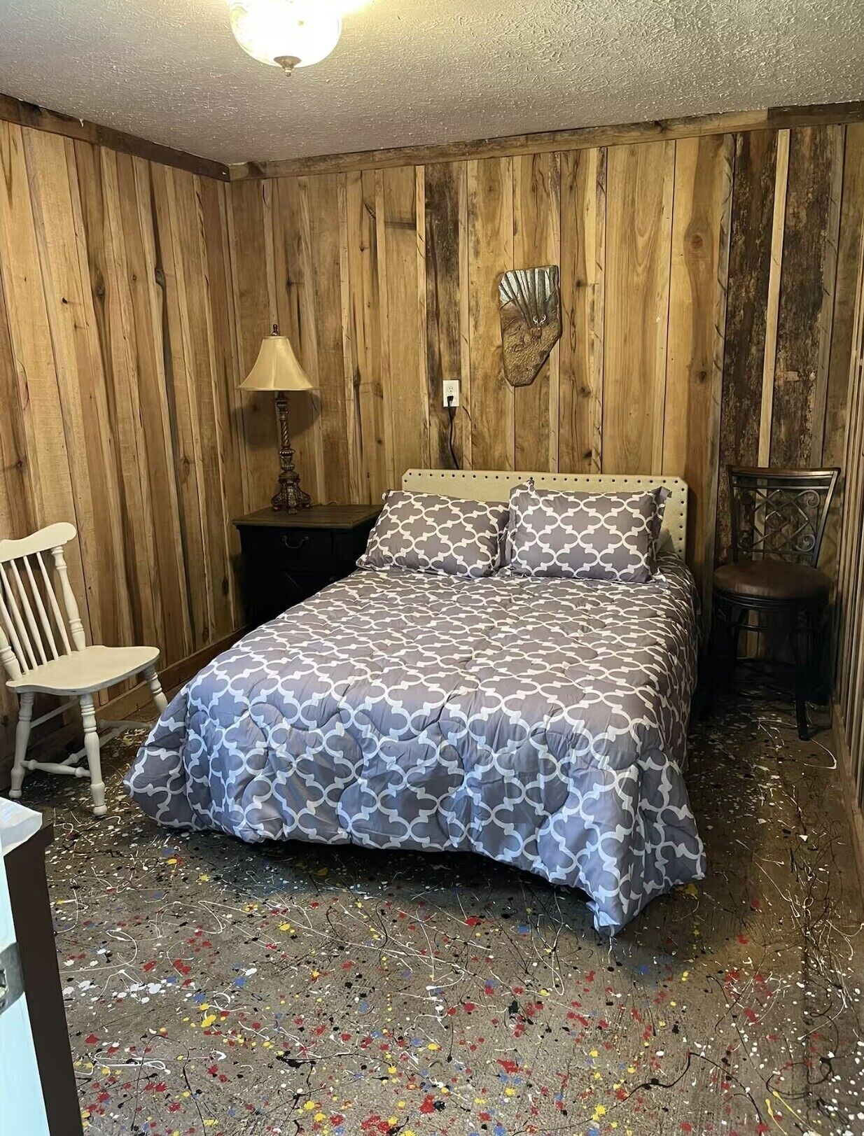 2 室のベッドルーム、WiFi (無料)、ベッドシーツ